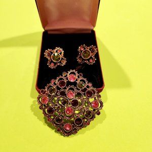Vintage 1950 brooch & clip on earring